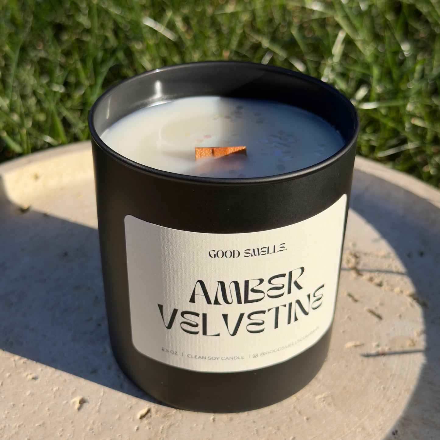 Amber Velvetine - 8.5 oz Soy Candle